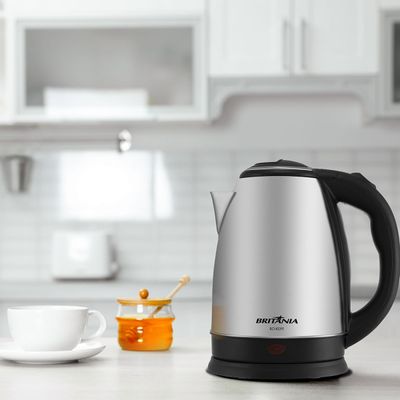 Chaleira Elétrica Britânia BCH02PI 1,8L 127V