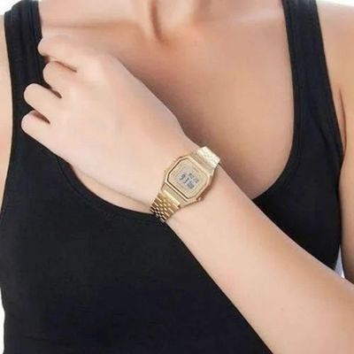 Relógio Casio Vintage La680wga-9df Dourado Feminino