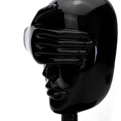 Escultura Decorativa Rosto Cego Em Cerâmica Preto 25x15 Cm