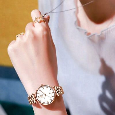 Relógio Feminino De Quartzo Dial Strass Pulseira De Aço Inoxidável A Prova D´agua Branco