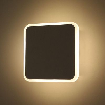 Arandela Moderno Led Taschibra Optic Square 3 Em 1 Bivolt Branco