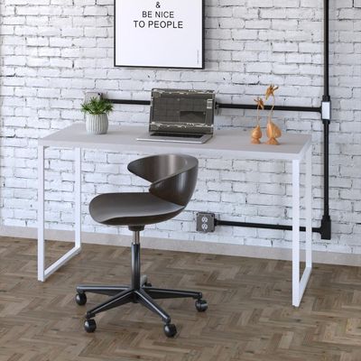 Mesa Kuadra Office 135x60x75cm Branco Chess - Est.branca Branco Chess - Est.branca