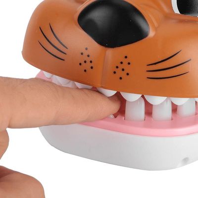 Jogo Tigre Morde Dedo - Wellkids