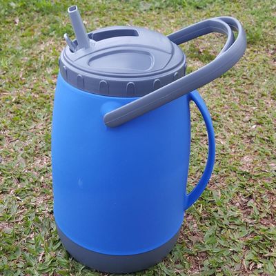 Garrafa Térmica Soprano Atacama 2,5 Litros Resistente Azul Azul