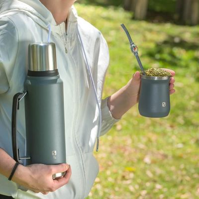 Garrafa Térmica Chimarrão Café Tererê Parede Dupla de Inox com Alça 1 Litro Everest Soprano Cinza
