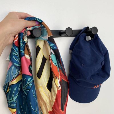 Kit 2 Cabideiros de Parede 3 Ganchos Pretos Multiusos Roupas Bolsas e Acessórios Duler