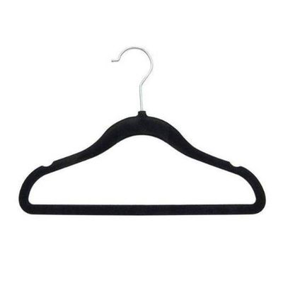 Kit Com 10 Cabides Slim Veludo Infantil Preto Gancho De Metal