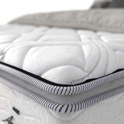 Colchão King Size Probel Amsterdã D20, D33 com Molas Ensacadas e Pillow Top 34x193x203 - Branco/Preto
