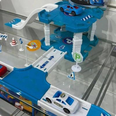 Pista Com Estacionamento De Brinquedo Garagem Com 40 Peças