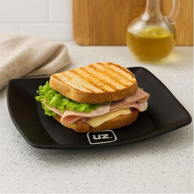 Prato Quadrado 18,5cm Preto Pequeno Avulso Plástico Lanches Frutas Slim Uz Preto