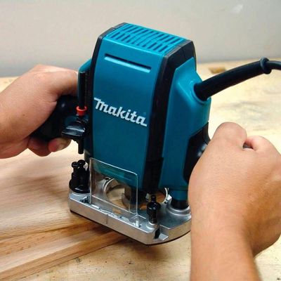 Tupia 6mm1-4'' E 8mm 3-8'' 900W 27000rpm M3601b Makita 110V