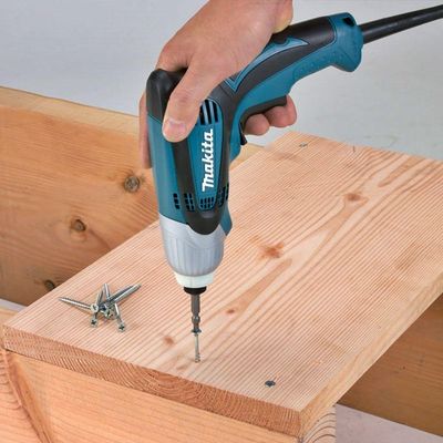Parafusadeira De Impacto Industrial 230W Td0100 Makita 220V