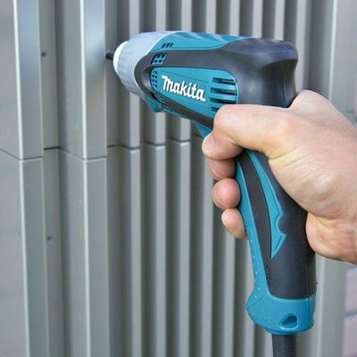 Parafusadeira De Impacto Industrial 230W Td0100 Makita 220V
