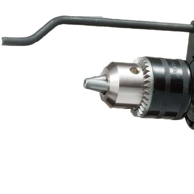 Furadeira Impacto 1-2'' 710W Reversível M8100b Makita 220V