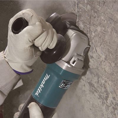 Esmerilhadeira Angular 115mm 1100W 9564p Makita 110V