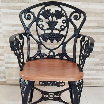 Kit 2 Cadeiras Viena Malbec Para Recepção Jardim Varanda Sacada Hotel + Mesinha Preto