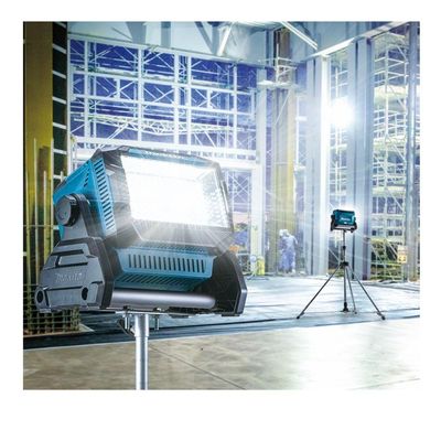 Refletor 96 Leds A Bateria 40v Ml009g Makita