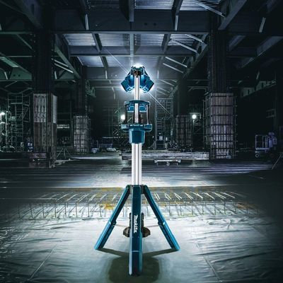 Tripé Refletor Para área De Trabalho Sem Bateria Sem Carregador Dml814 Makita