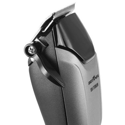 Máquina De Cortar Cabelo Bcr18t 18w Titanium 220V