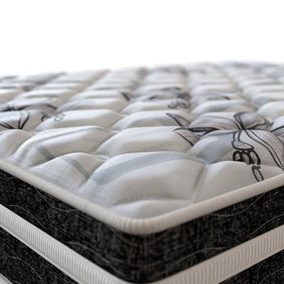 Colchão de Casal Probel Guarda Costas Premium Hiper Firme Espuma D20, 28 e 40 22x138x188cm - Branco/Preto