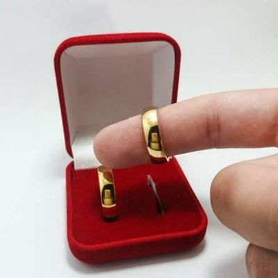 Par De Alianças Tradicional 6mm Fina Discreta Banhada Ouro Tamanho:21-22