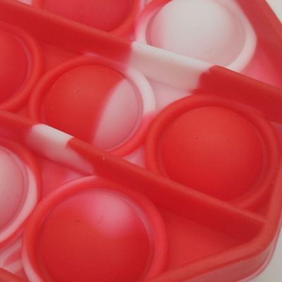 Chaveiro Pop It Anti Estresse Octagonal RelaxamentoSensorial