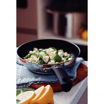 Frigideira Rasa Tramontina Solar Silicone 20cm Em Inox E Revestimento Interno Antiaderente