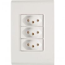 Conjunto 4x2 3 Tomadas 2p+t 10 A 250 V Tramontina Liz Branco