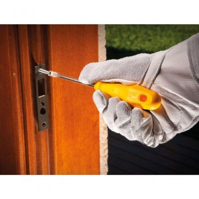 Chave De Fenda Tramontina Master Yellow Com Ponta Chata 1-4x4"