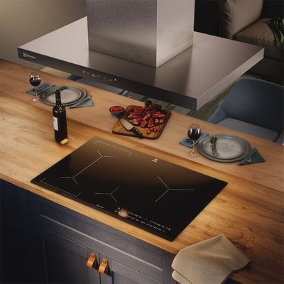 Coifa de Ilha Electrolux 90cm Inox Experience com Inteligência Artificial e Alto Poder Sucção (CE9IF) 220V