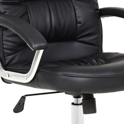 Cadeira de Escritório Presidente Giratória com Relax Finland Preta