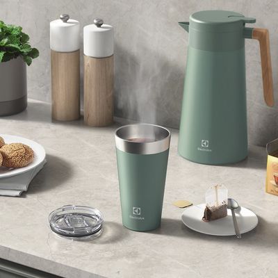 Copo Térmico Electrolux 560ml Verde Sense com Tampa Hermetica