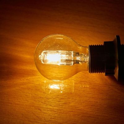 Kit 10 Lâmpadas Halógena Taschibra A55 100w E27 2700k 110v