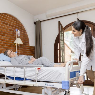 Cama Hospitalar DX3 5 Posições até 200 Kg Dellamed Branco