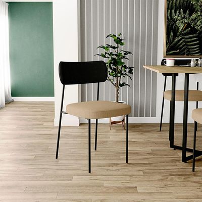 Cadeira Decorativa Para Sala De Jantar Melina L02 Couríssimo Preto Linho Bege Escuro - Lyam Decor