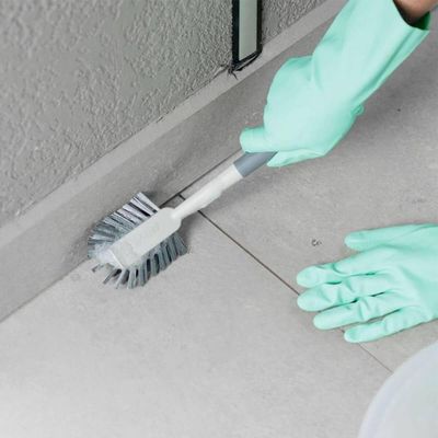 Kit 2 Escovas de Limpeza para Cantos Angular Multiuso Ou Flow Bege Escovão Limpar Banheiro Chão
