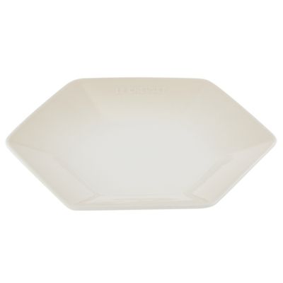 KIT LE CREUSET 4 PRATOS HEXAGON EM CERÂMICA 26CM MERINGUE