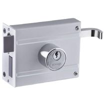 Fechadura De Portão Branca F1500 - 84196 - Aliança Fech.sobr-port- F1500 Branco - 84196 - Aliança