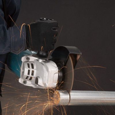 Esmerilhadeira Angular 180 Mm Ga7090- Makita 220V