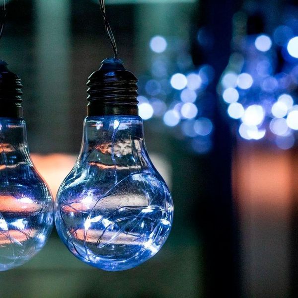 Fio De Fada Com 10 Lampadas De Led Pisca Usb E Pilha Cores Branco Frio
