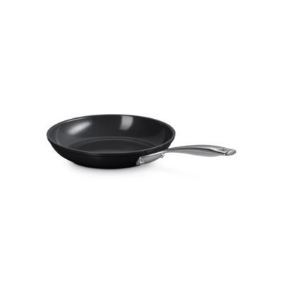 FRIGIDEIRA LE CREUSET RASA NON-STICK CERAMIC ESSENTIAL 24CM 51314240010098