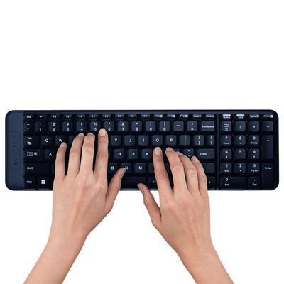 Teclado E Mouse Wireless Logitech Mk220 Usb Preto Sem Fio