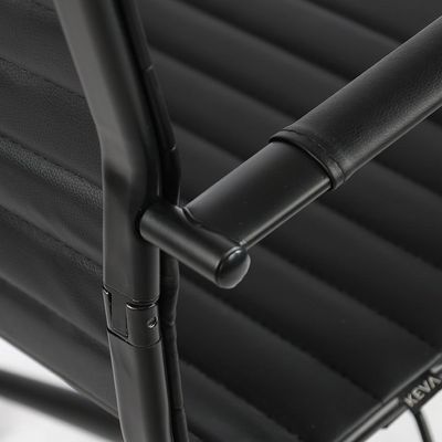 Cadeira de Escritório Presidente Giratória com Relax New Best All-Black Preta