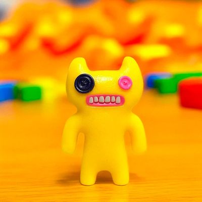 Mini Boneco Colecionável Fuggler 6cm - Indecisive Monster Amarelo