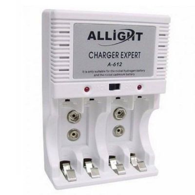 Carregador para Pilhas AA/AAA e Bateria 9V Recarregáveis Bivolt