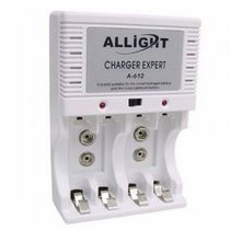 Carregador para Pilhas AA/AAA e Bateria 9V Recarregáveis Bivolt - Branco