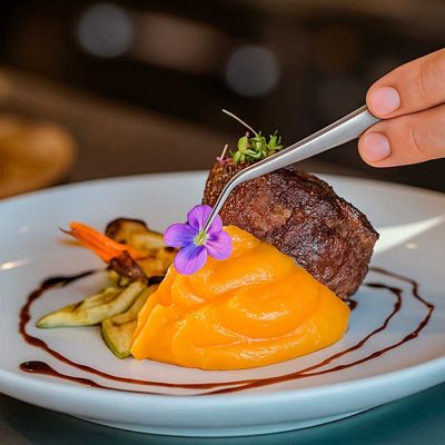 Pinça Culinaria Ponta Dobrada Aço Inox Empratamento 16cm