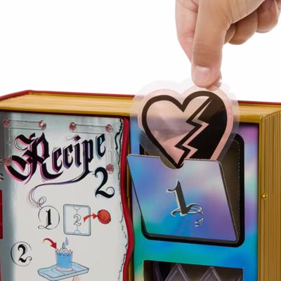 Boneca Disney Ascensão Copas Livro Receitas Red Descendentes - Mattel HWH95