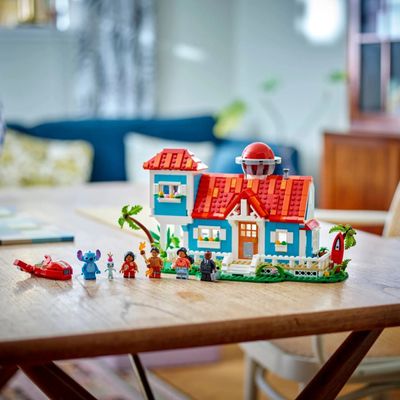 Lego Disney Casa De Praia Lilo E Stitch 834 Peças 43268