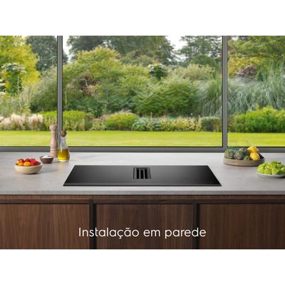 Cooktop de Indução 4 Bocas Electrolux 2 em 1 com Coifa Integrada Expert IE8CH, 9 Níveis de Potência, Display Digital e Painel Full Touch - 220V